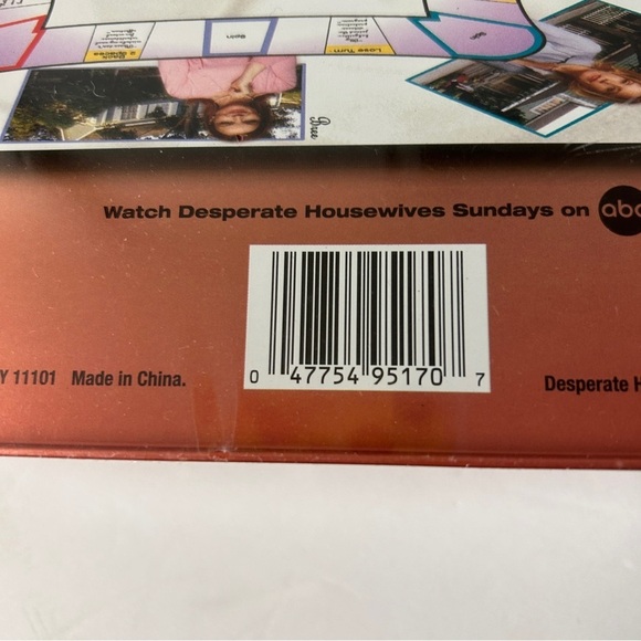 NEW Sealed Desperate Housewives Dirty Laundry Game - Picture 4 of 5